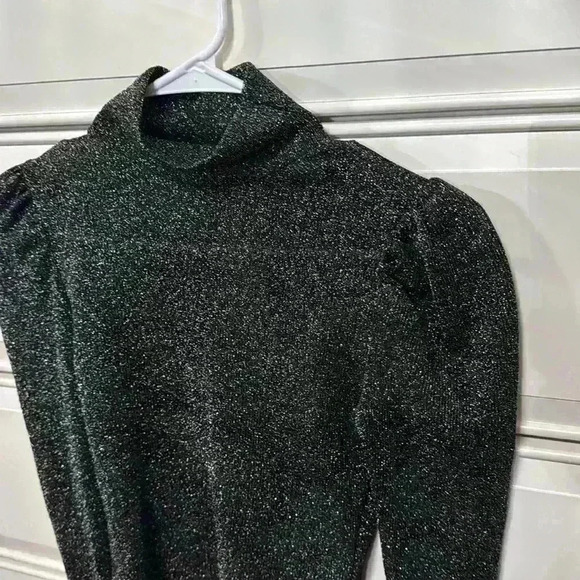 H&M Divided Metallic Top - Picture 2 of 4